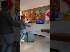 30 pollici LG schermo OLED trasparente desktop paesaggio efficienza energetica negozio di vendita al dettaglio educazione Shoppi