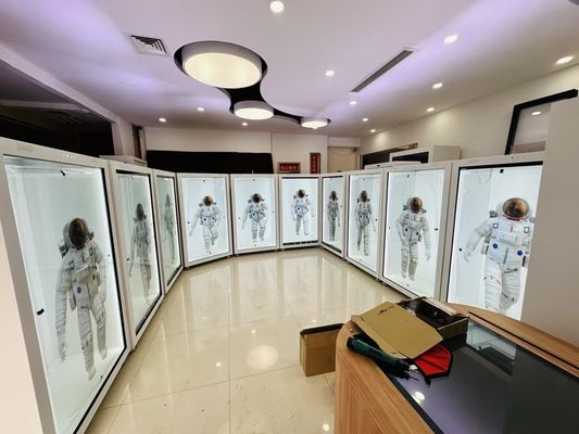 86/75 Inch See Through Lcd Screen LCD transparent Showcase 3D Holographic Box